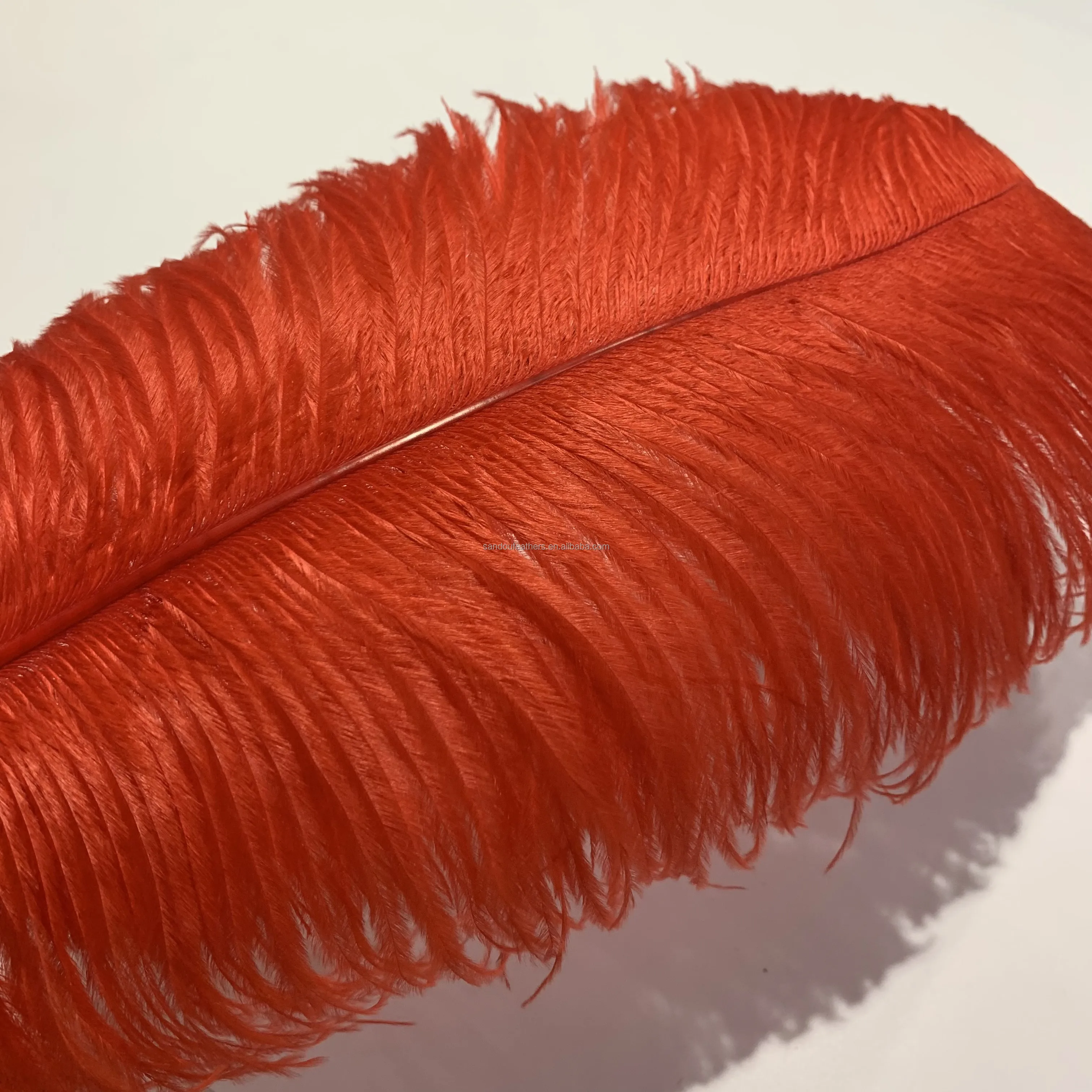 Wholesale Red Ostrich Feathers 50-55 cm For Crafts Centerpieces Wedding Tables Feather Carnival Party Decoration