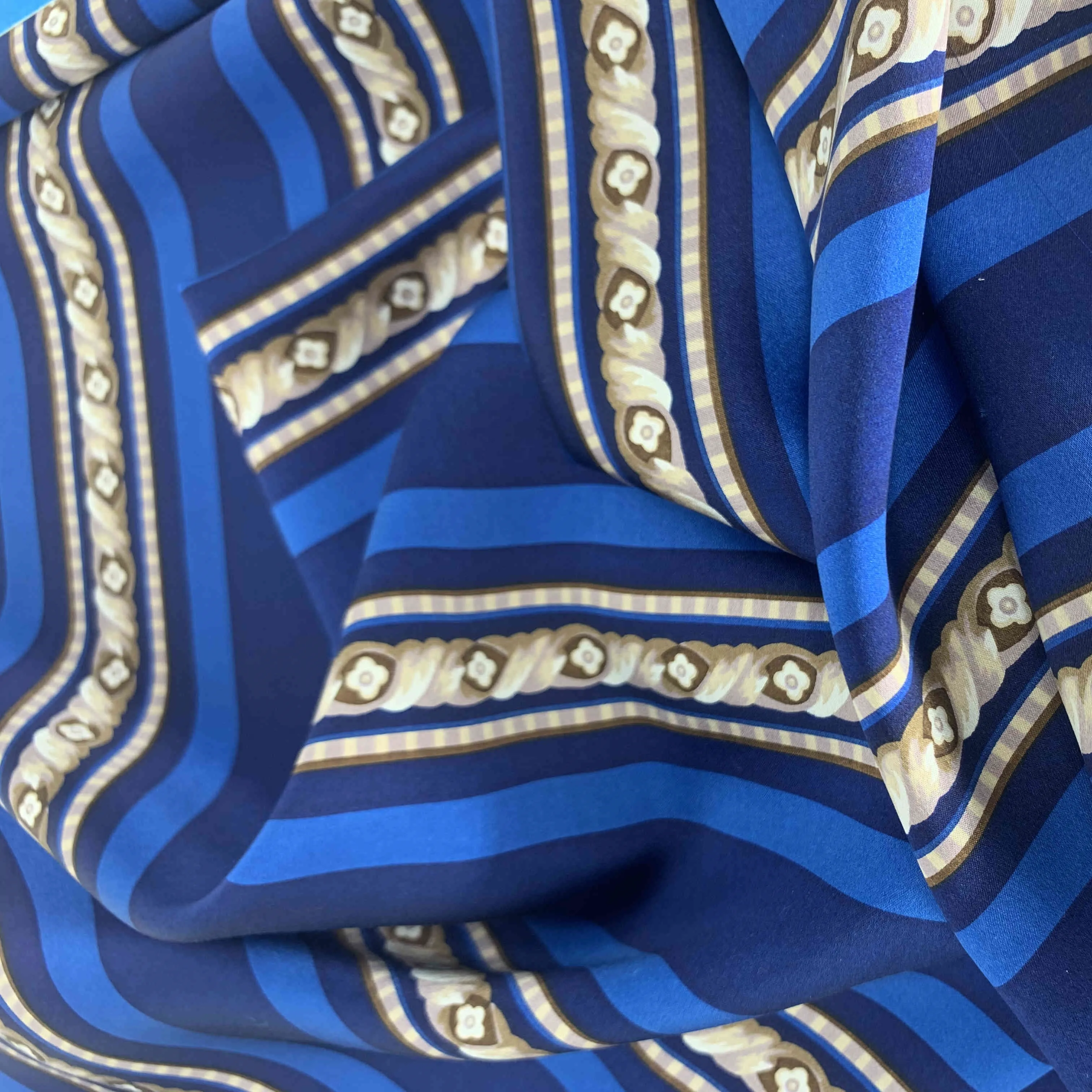 Charmeuse silk fabric,100% silk fabric,pure silk fabric,mulberry silk fabric,satin silk satin fabric,silk satin printed silk