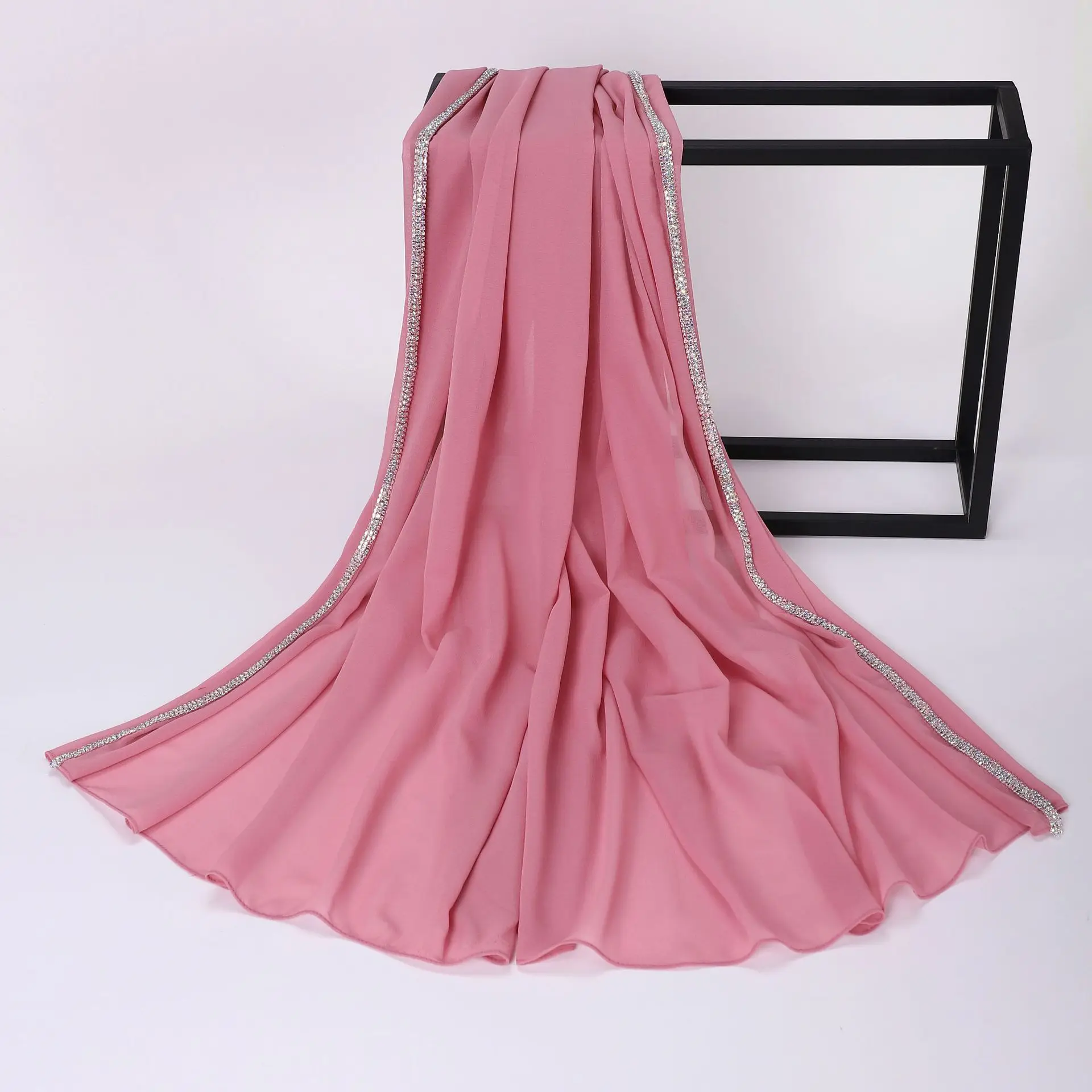 2024 Wholesale Luxury High Quality Sparkling Bright Rhinestone Diamond Premium Malaysian Hijab Muslim Women Chiffon Hijab Scarf
