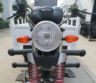 China SUNYN Tuk-tuk 4 Strokes Gasoline Three Wheel Motorcycle/ Motorbike/3 Wheeler Car for Sales