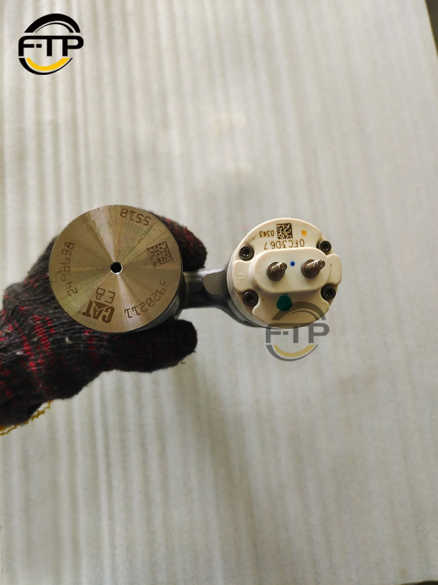 High quality Diesel Engine Fuel Injector 392-0211