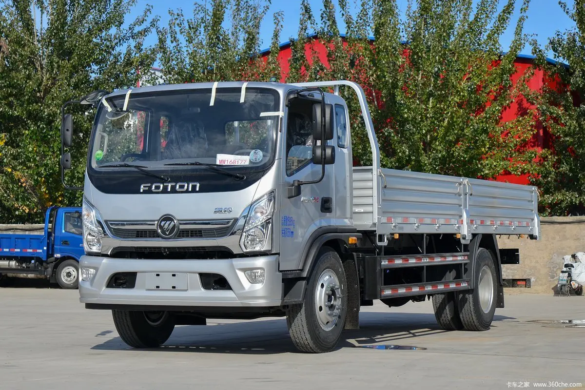 Китайский бренд Foton 4*2 грузовик