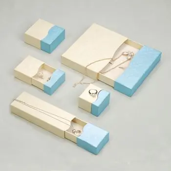 Hot Sale Clear Top Special Paper Small Clear Red Velvet Jewelry Box Luxury Silver Metal Sliding Lock Jewelry Box With Ribbon