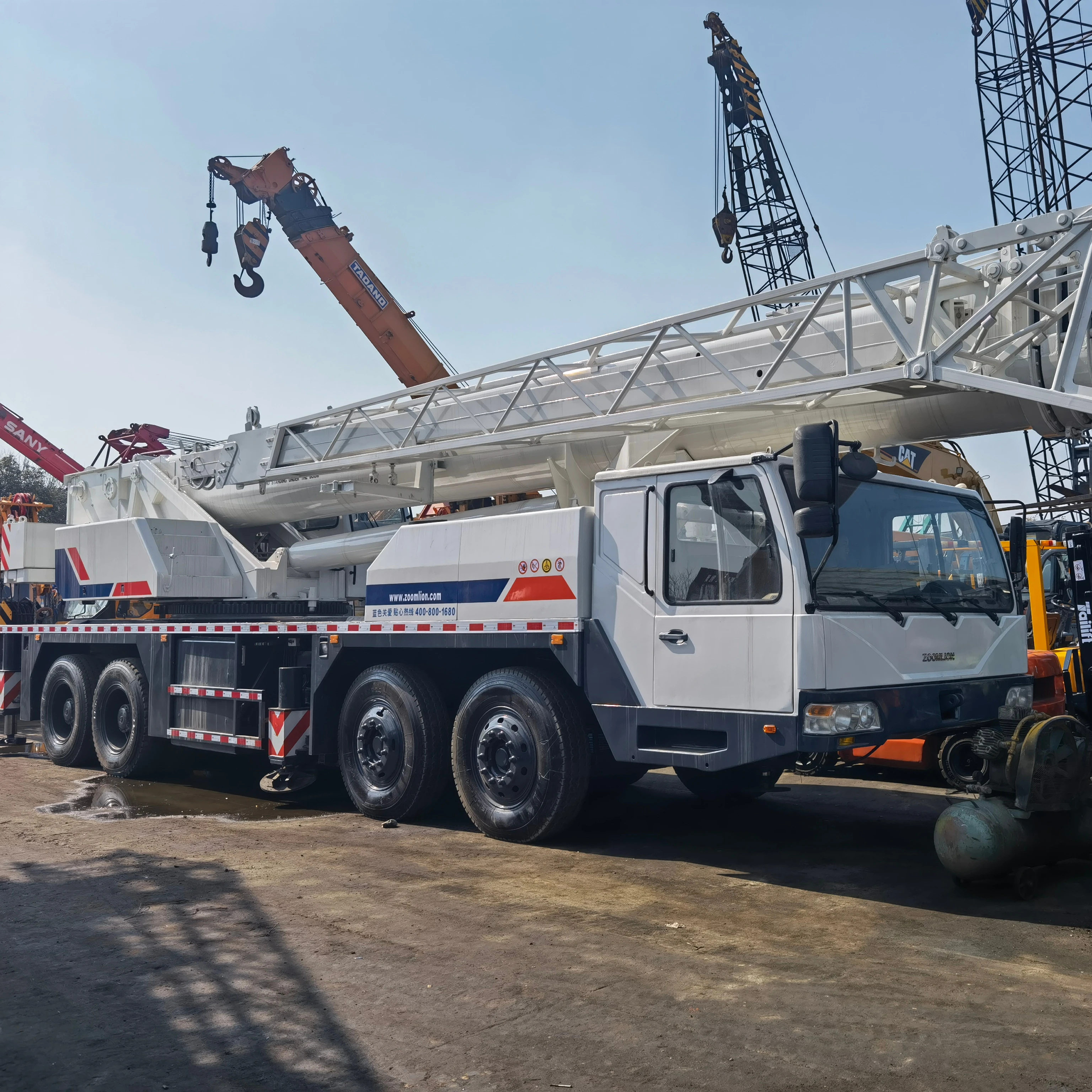 ZOOMLION 70-тонный тяжелый подъемный QY70K-I кран гидравлический автокран по самой низкой цене