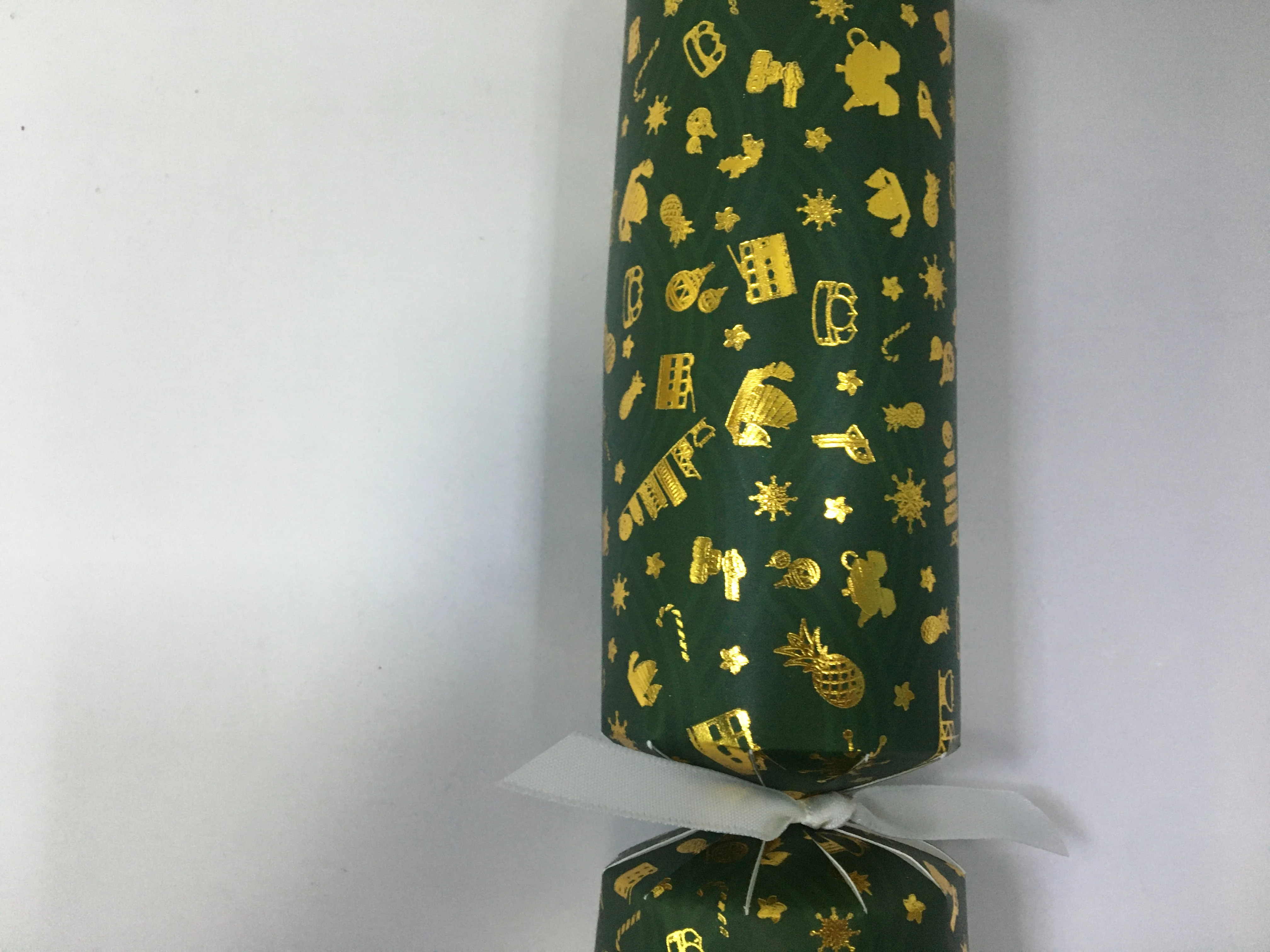 2021 New Popularity Hot Sale Products Custom Printed Small Christmas Packaging Crackers