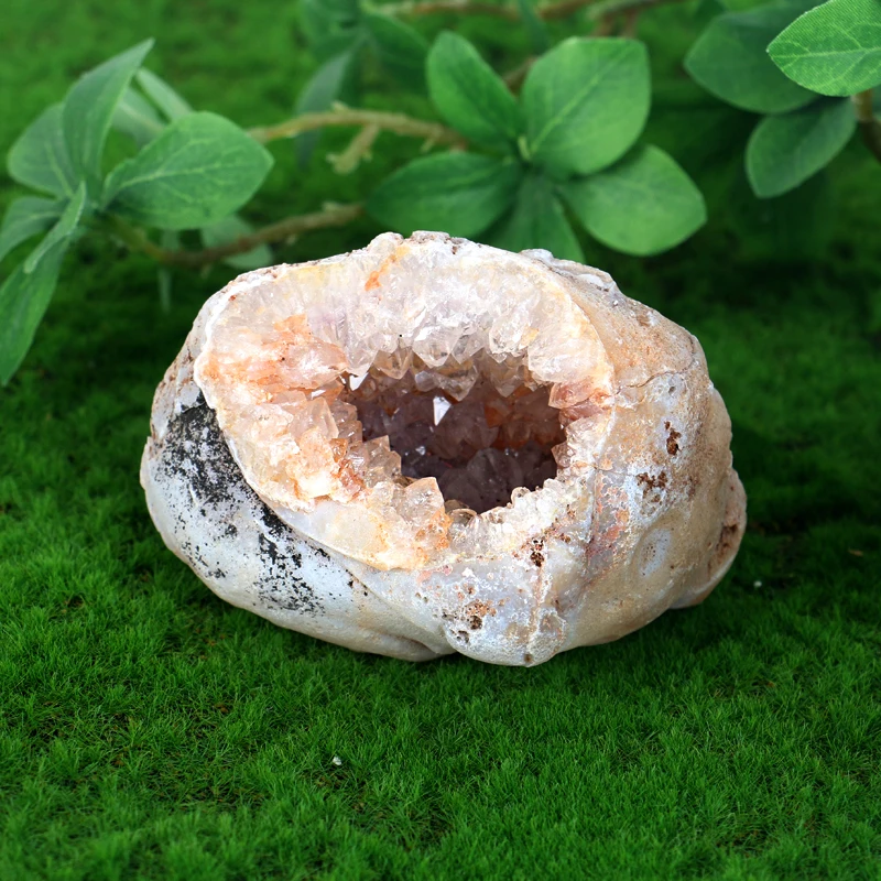 Hot sale natural raw rough stone geode mineral specimen spirit clear quartz agate geode