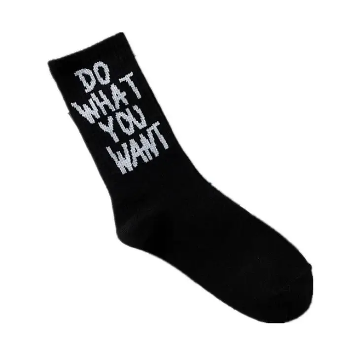 Wholesales Funny Letter Korea Hip-hop Street Skate Socks Hosiery Women High Quality Black white casual Cotton Short Socks