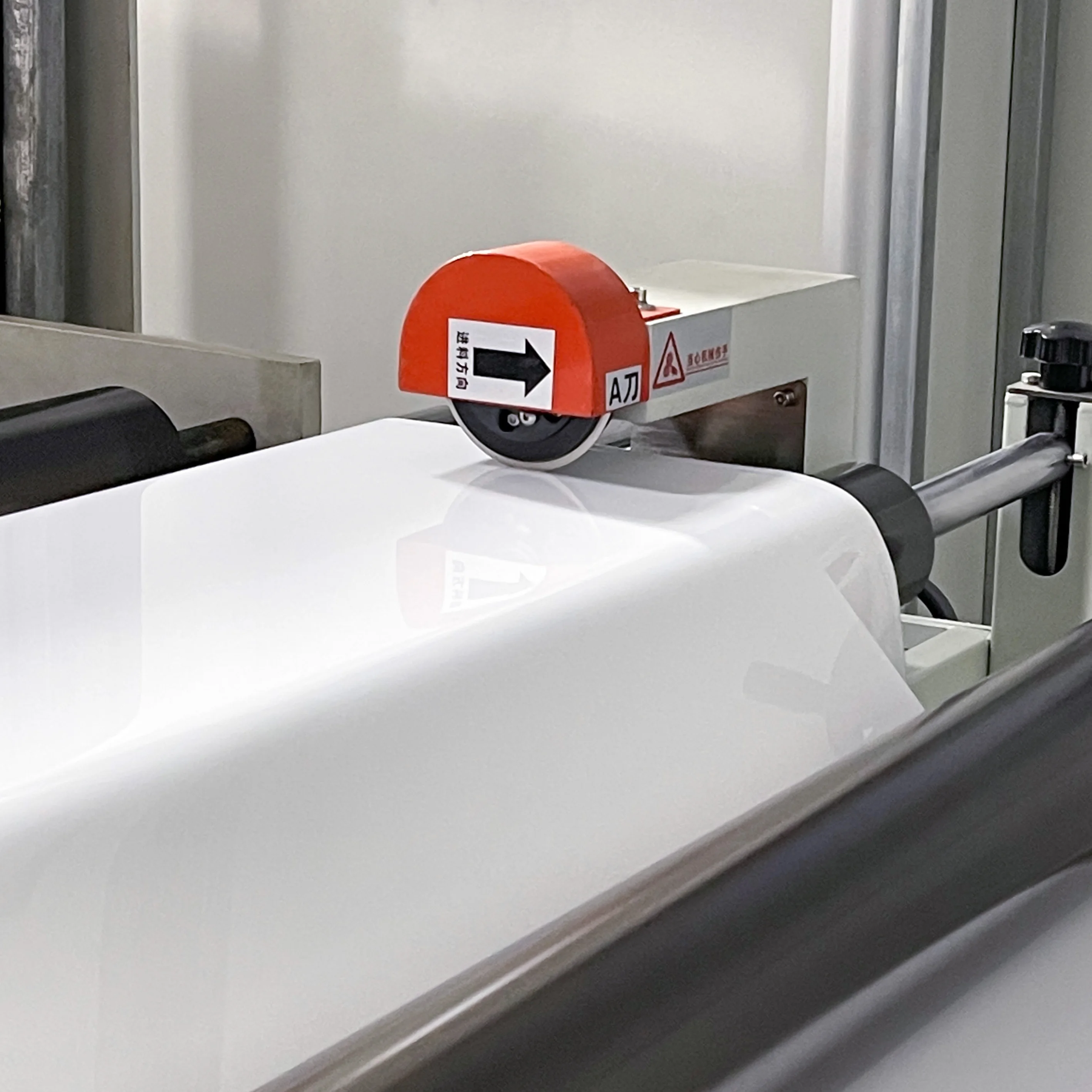 High Gloss Mirror Effect 0.35mm 0.45mm 0.8mm Iceberg White Flat Surface Plastic PETG Film Sheet for Lamination