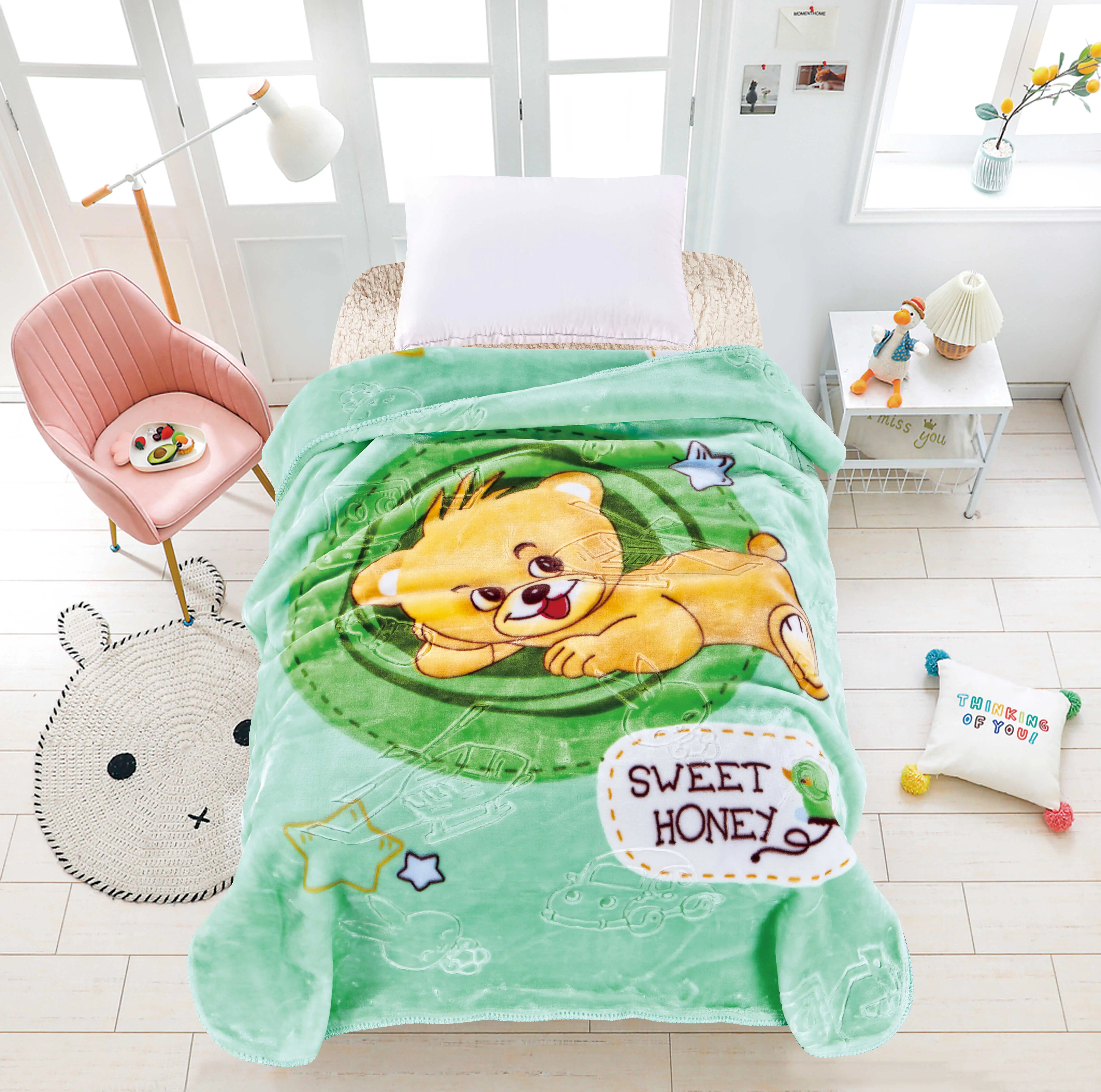 Solid Cartoon Printed Raschel Comforted Quilted Teddy Bear Baby Blanket