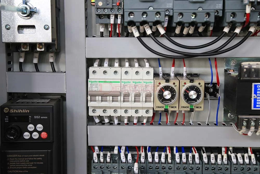 
high quality press brake bending machine in durmapress cnc controler e21 aluminum press brakes 