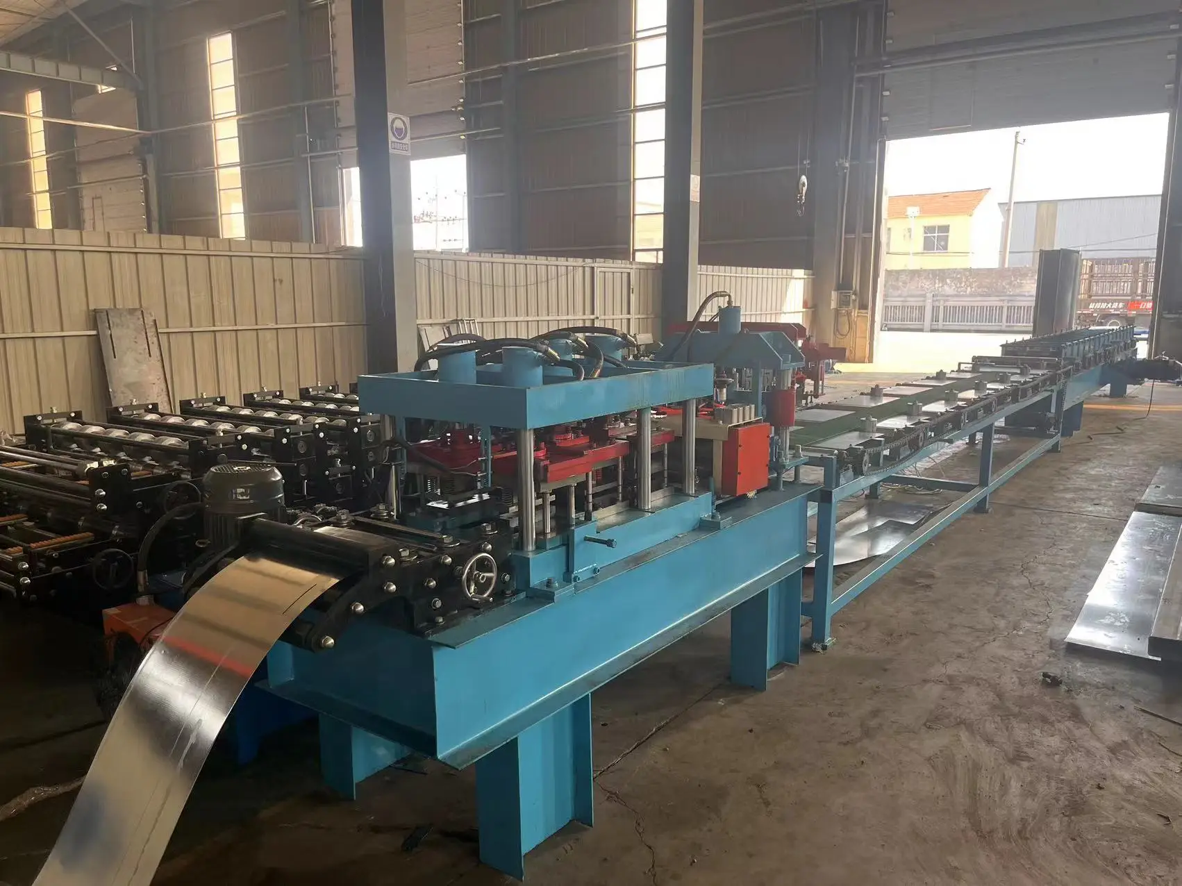 Роликовые ставни дверная рама рулонная машина для изготовления дверных ящиков металлическая