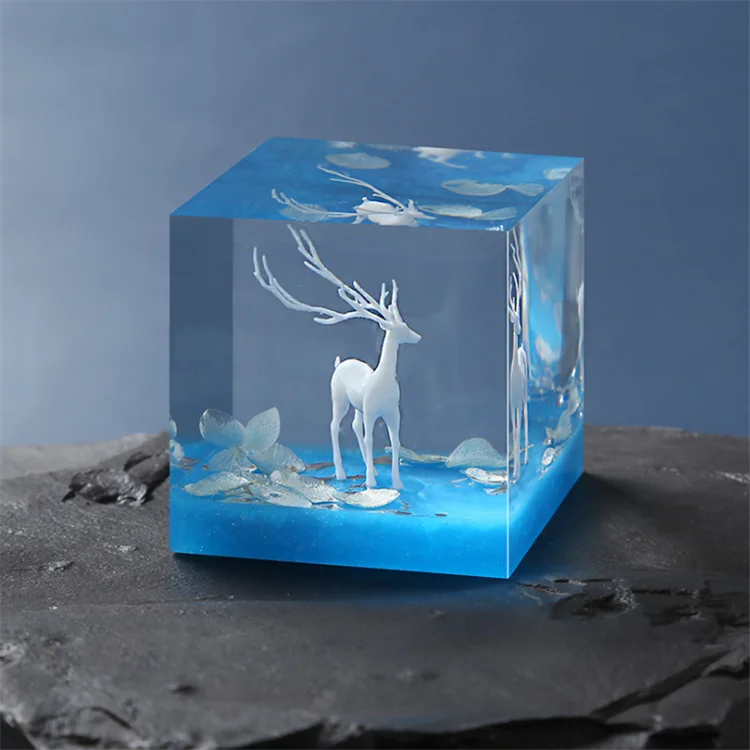 Amazon Hot Sale 3pcs Deer Resin Fillers Handmade Plastic Small Elk 3D Resin Molds Resin Supplies Epoxy Mould ,TOYS0312