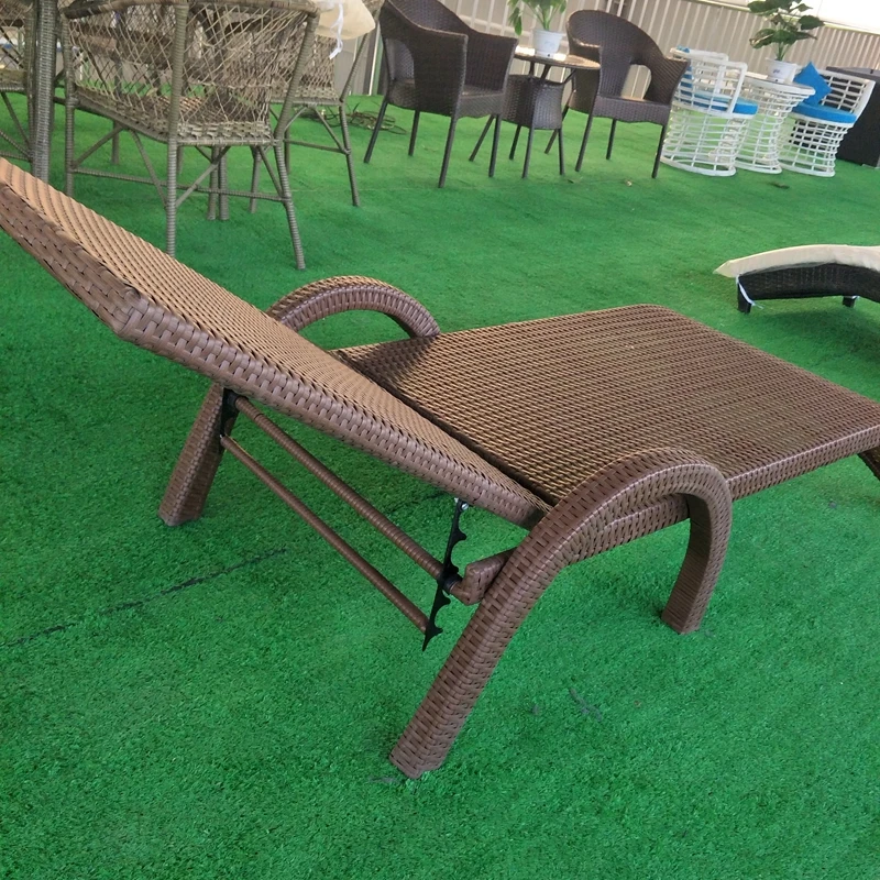 Modern Plastic Chaise Lounge wicker single seat Sun lounger rattan outdoor FOLDING lounge bed