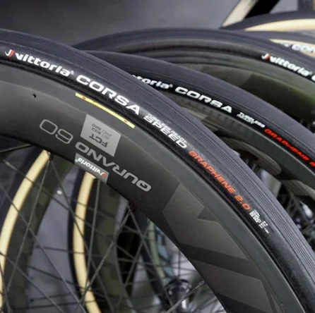 Графин 2 0 700x25 Black Tan 320 TPI шина для шоссейного велосипеда Vittoria Corsa G