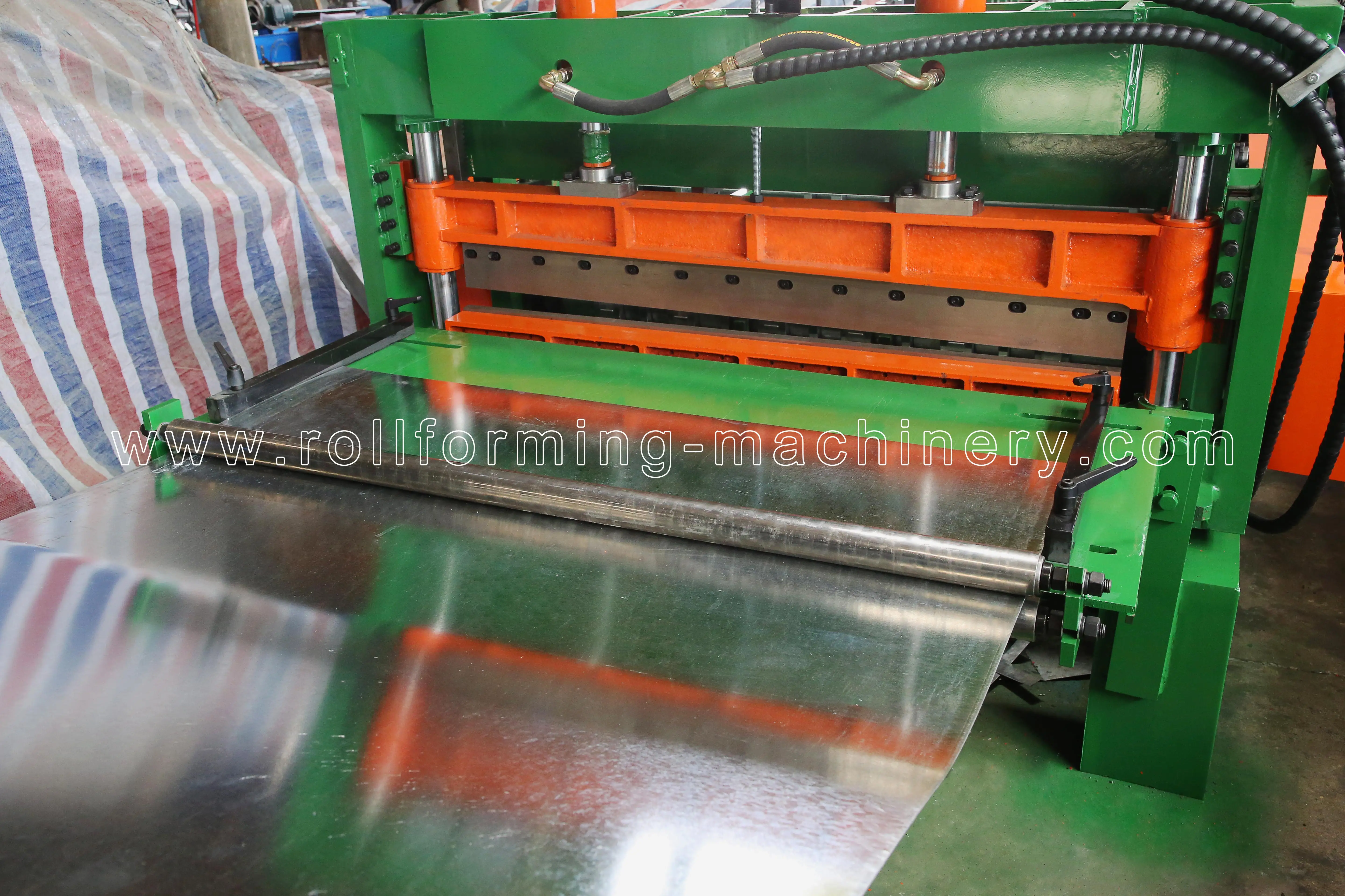 Hot Sale Indonesia Factory Customization Metal Steel Deck Roll Forming Machine YX76-320-960