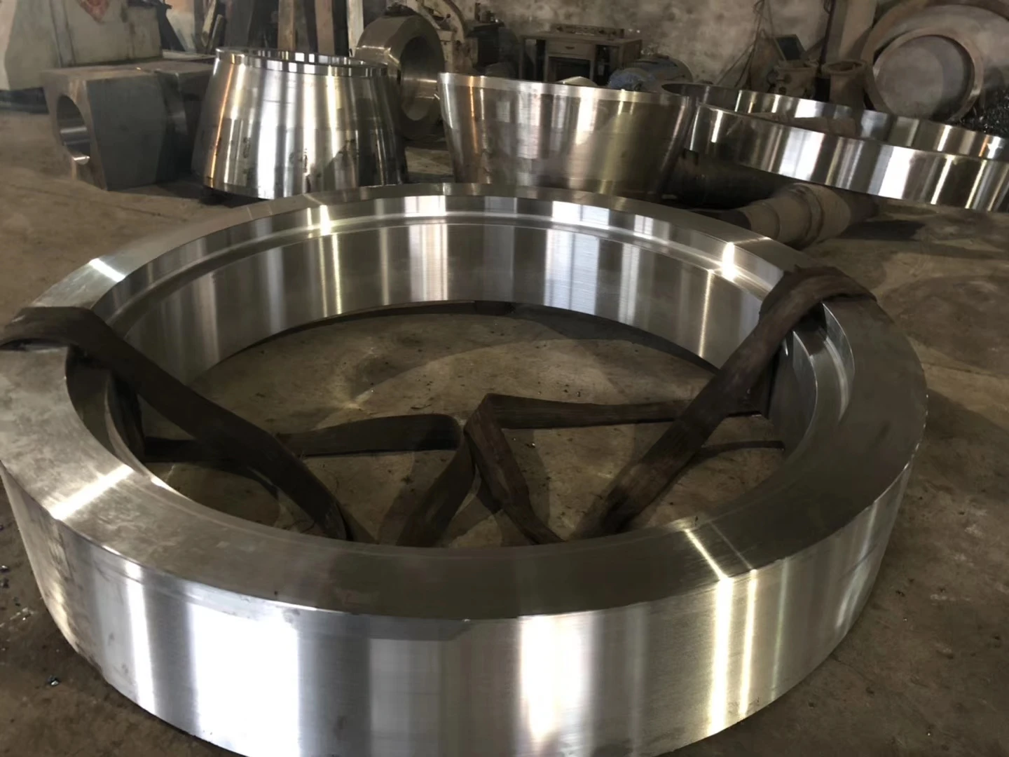 COem Supplied High Precision Rotary Dryer Lime Kiln Wheel Belt For Sale