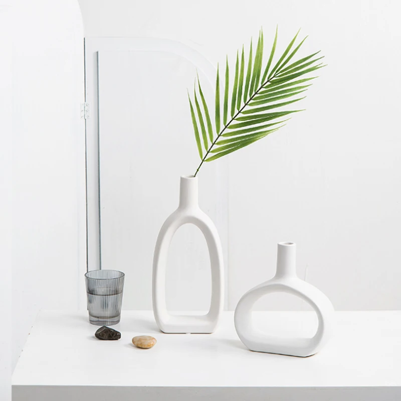 Глянцевая круглая керамическая ваза с геометрическим рисунком для украшения дома