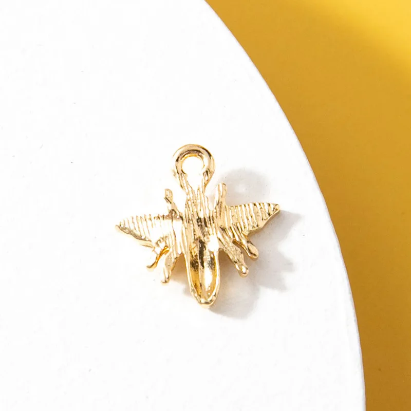 Dot Drill Lip Stereo Bee Necklace Bracelet Women Diy Small Pendant Alloy Electroplated Jewelry Accessories