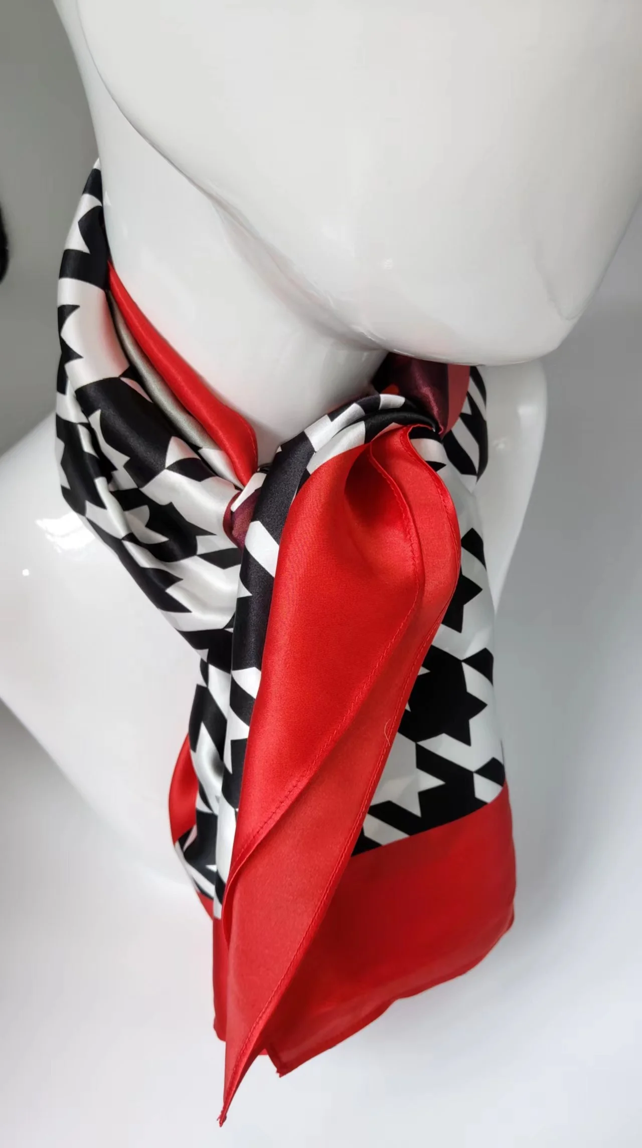 wholesale 16mm double-sided different color silk scarf large square scarf silk scarf