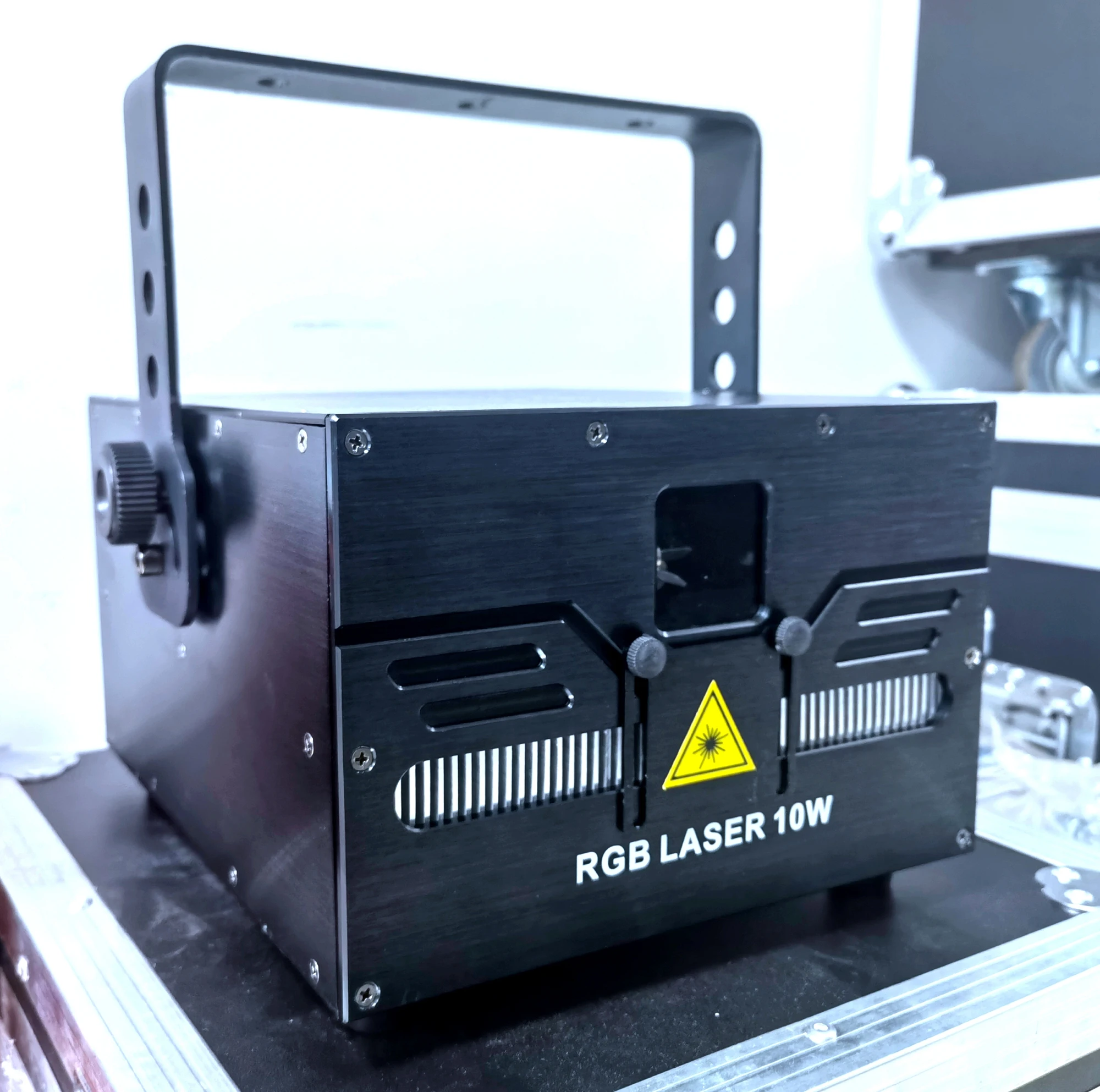 RGB 10w laser beam lights for KTV club laser show 10W RGB animation laser light