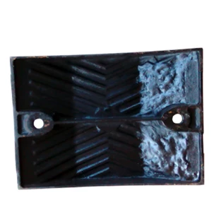 250*350*50mm Safety Driveway Road Trapezoidal cast steel speed bump