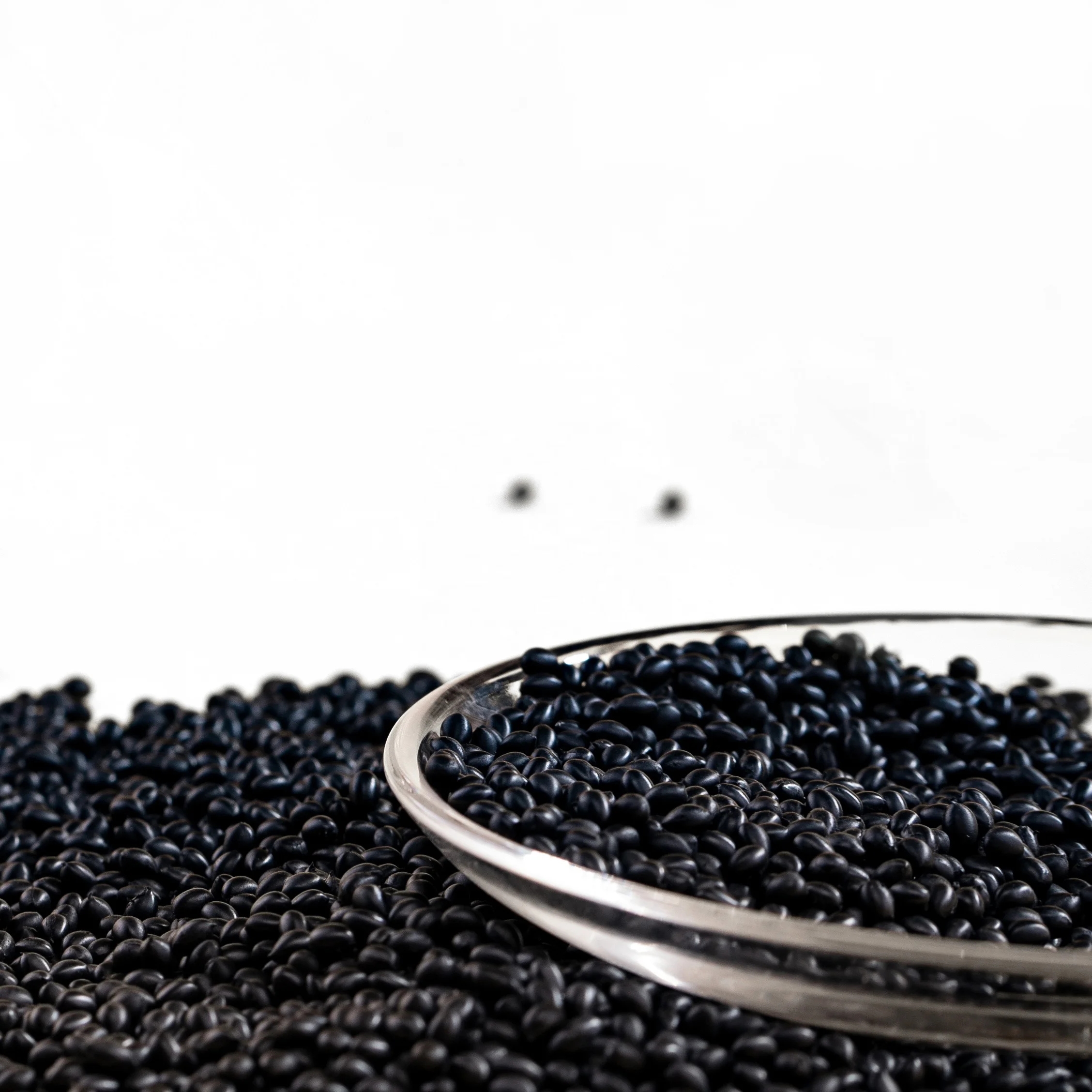 TPR Rubber Customizable TPR Granule Raw Material China Factory For Pet Dog Ball