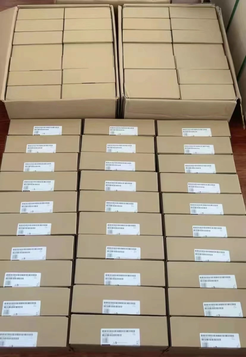 В наличии 100% оригинальный plc siemens SIMATIC S7-1200 Аналоговые входы SM1231 8 6ES7231-4HF32-0XB0