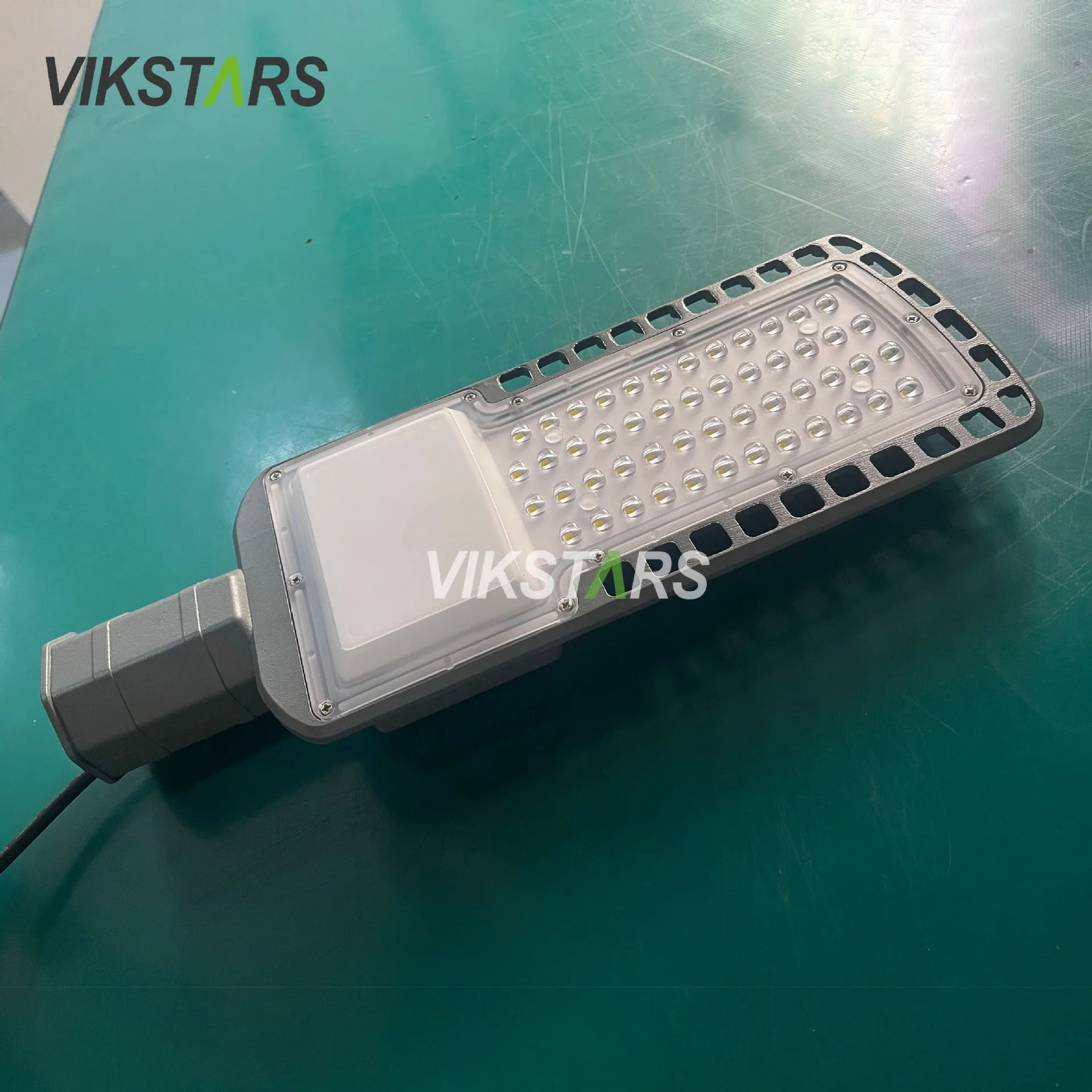 Cheap Price 30W 50W 100W 150W 200W LED Street Lights For Rural Village Area Public Lighting LED Street Lamps