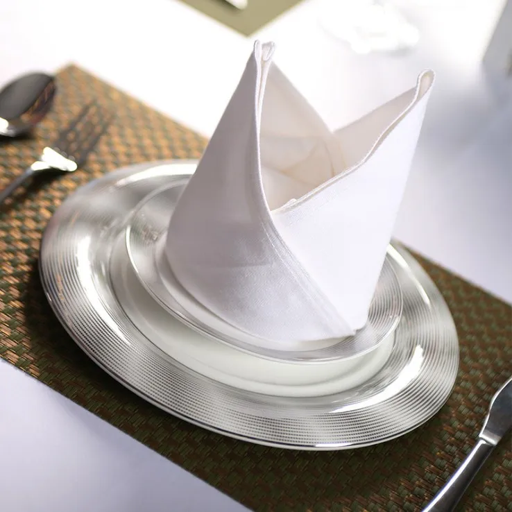 5 star hotel restaurant dinner plain white table linen napkins