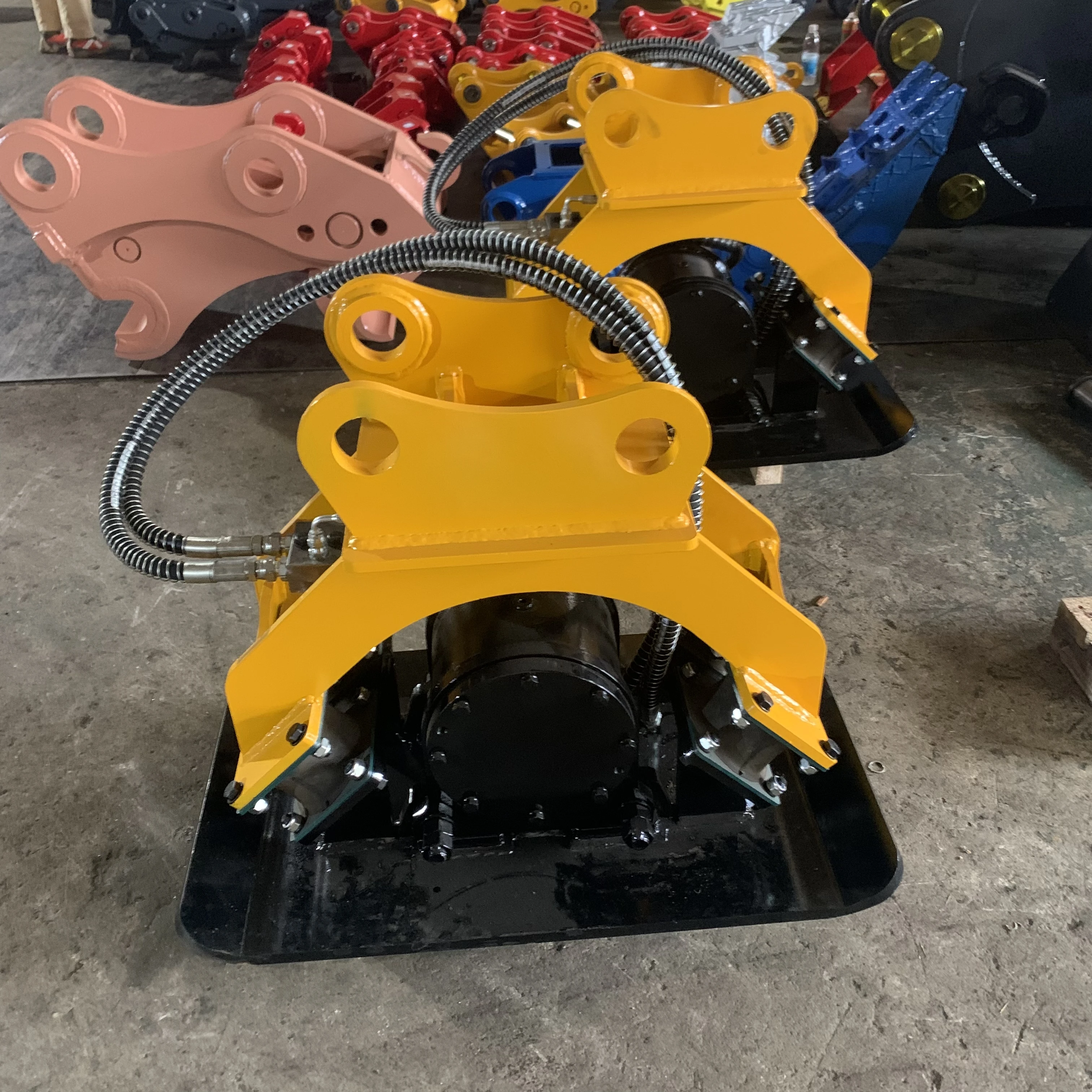 DHG Mini Hydraulic Plate Compactor Hydraulic Vibration Rammer 3.5-4.5ton Excavator New Condition Core Motor Bearing Components