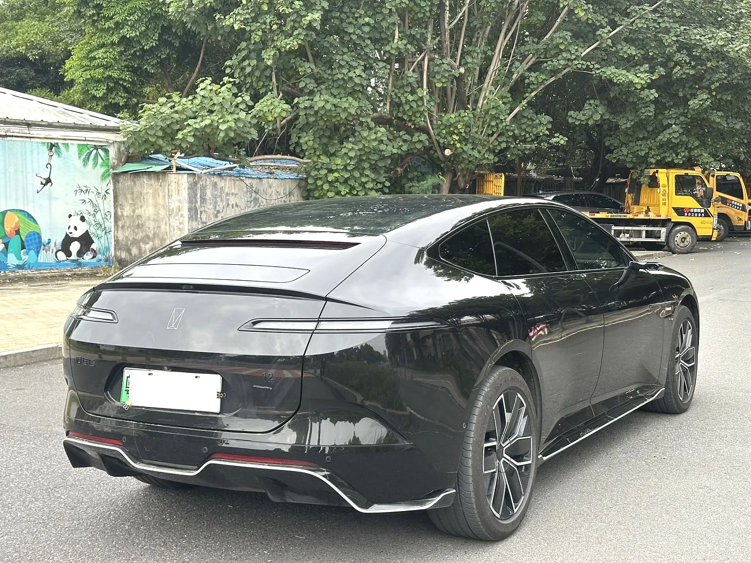 2023 Аватр электромобиль Новый энергетический большой седан 12 AWD/RWD мест 220 км/ч высокоскоростная левая камера-5 электрическая