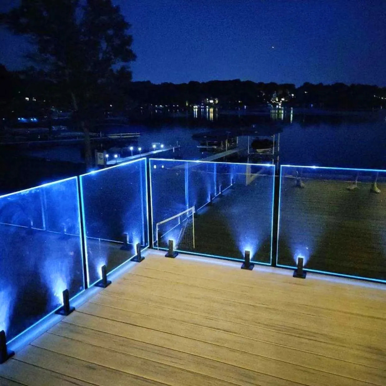 Top Ranking Frameless Glass Pool Fencing 12mm Glass Railing Stainless Steel Glass Spigot With LED Light