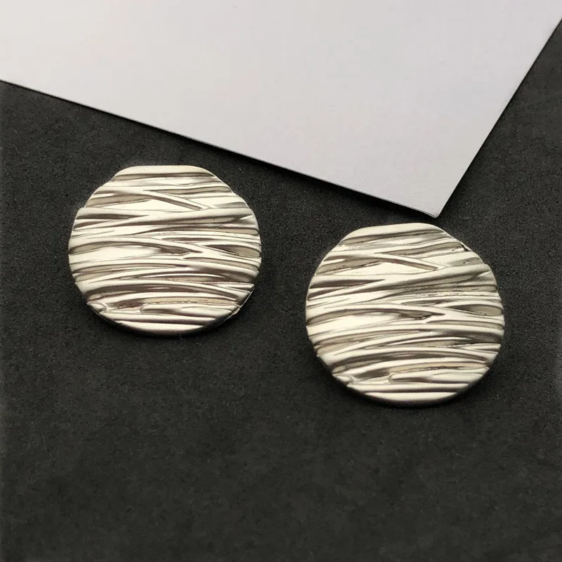 shank button (354)