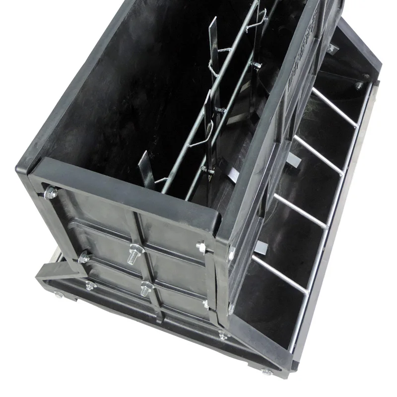 Двухсторонняя кормушка для свиней 10 отверстий