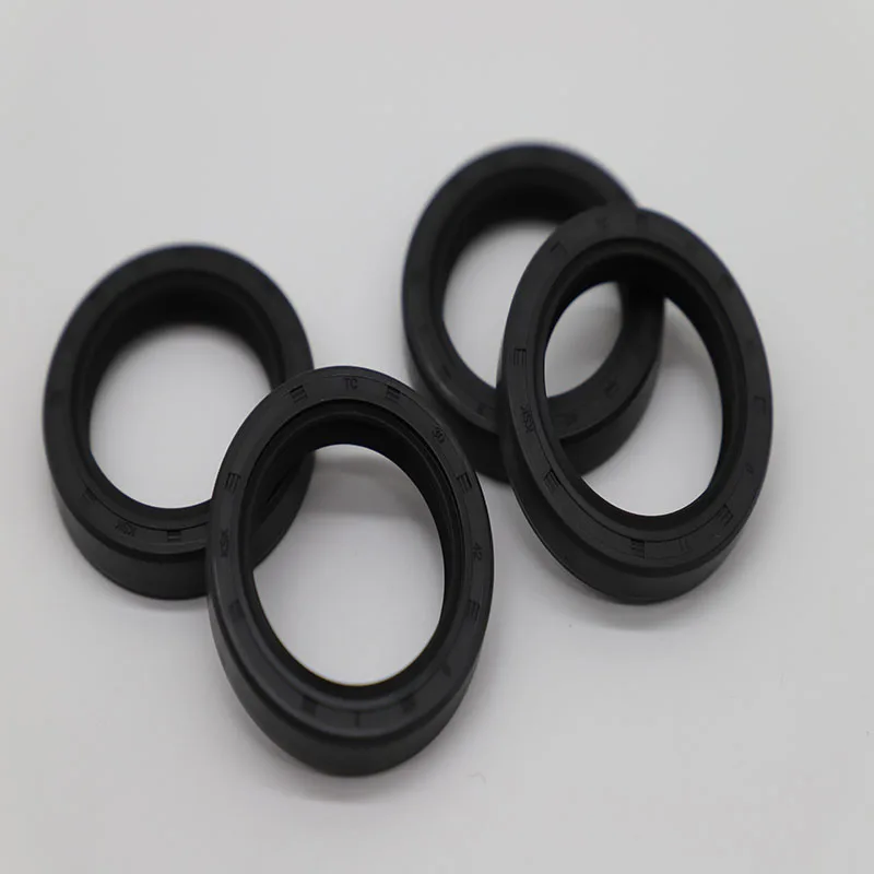 NAK China Plant Manufactures High Temperature Resistant Oil Seal NBR FKM FPM Rubber Seal TC Type Framework Oil Seals