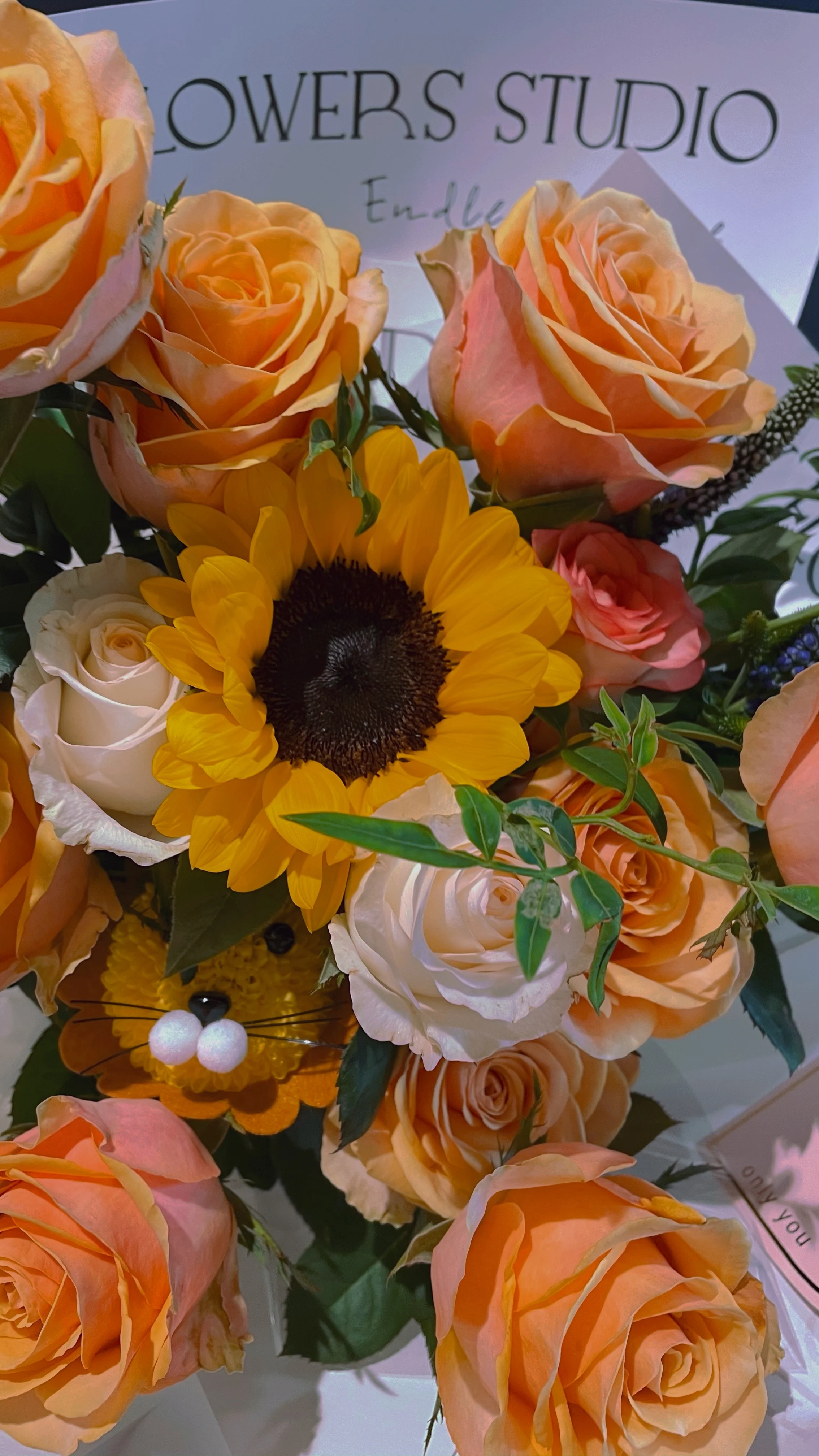 Цветочный Оранжевый и искренний букет Yuhuiting