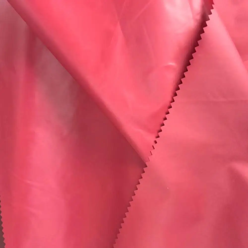 
230T Polyester Taffeta Fabric With CIRE coating For Garment NS fabric 