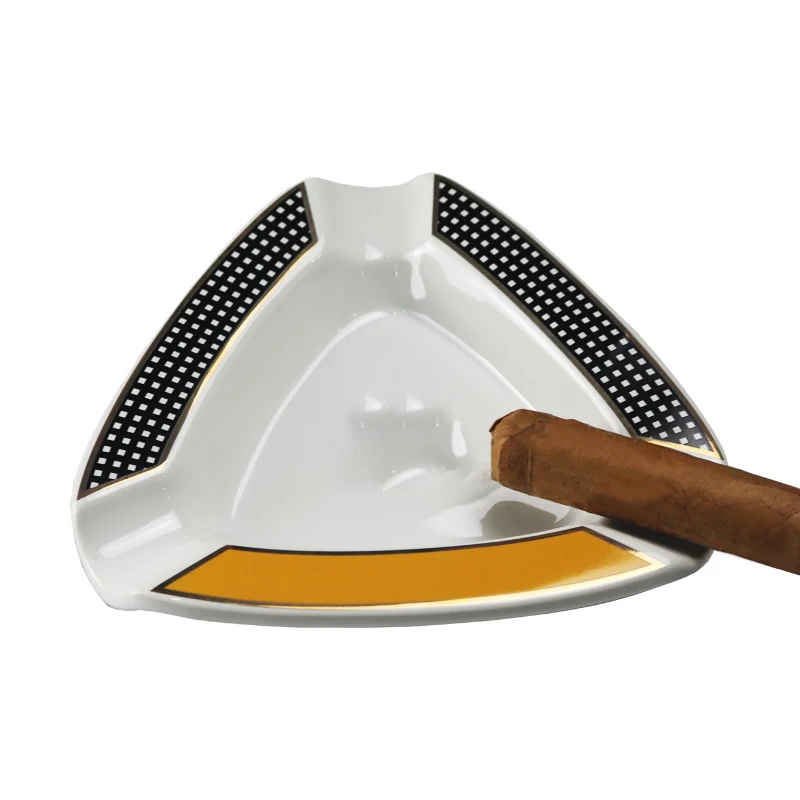 Wholesale Handmade Triangle White Cigar Ashtray Custom Logo Porcelain Stoneware Hotel Office Ash Tray  Ceramic Ashtray