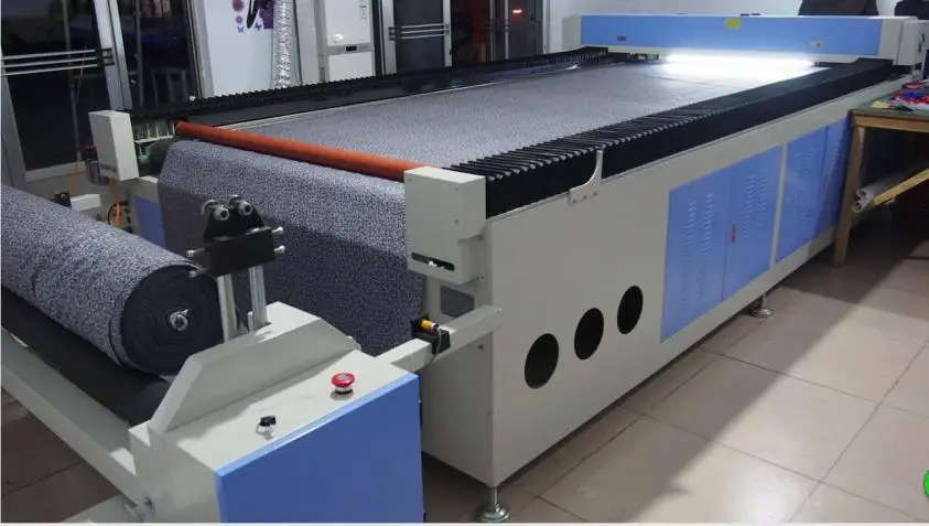 60 watts ccd camera leather garment clothing carpet auto feeding laser cutting machine