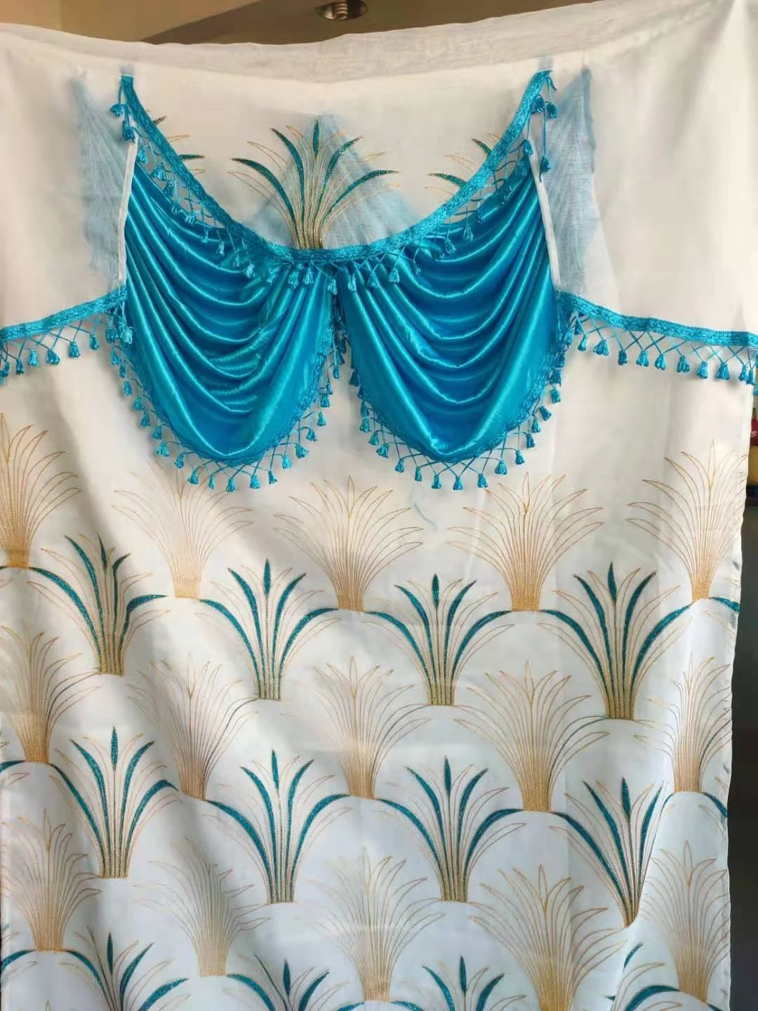 Hot selling double layer luxury window curtain elegant sheer embroidery tulle ready made valance curtain for living room