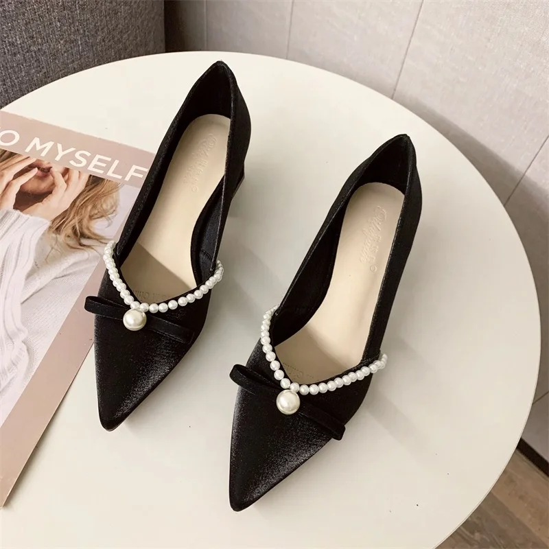Pearl bow single shoes women 2021 new Korean version of thick and pointed high heels retro wine red satin wedding shoes