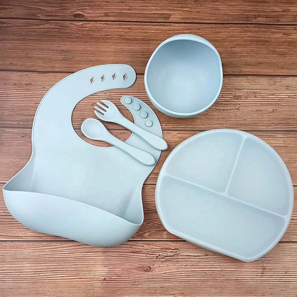 Baby Bpa Free Gift Box For Bibs And Suction Bowl Cutlery Customized Baby Silicone Bib Set For Kids Silicone Feeding Set