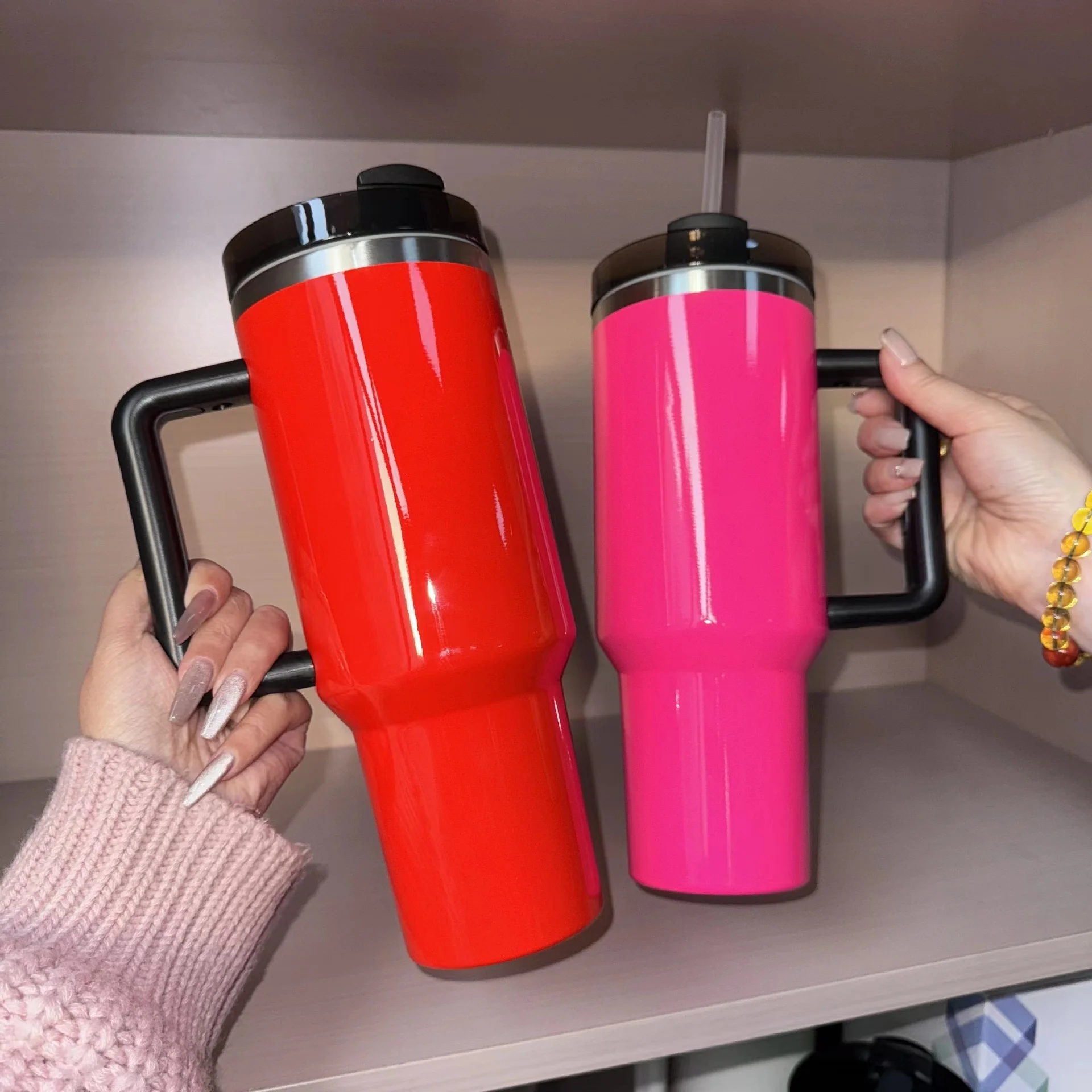 Wholesale Custom Logo 40oz Fluorescent paint Stainless steel insulated cup locks the temperature 6 hoursTravel car coffee cup