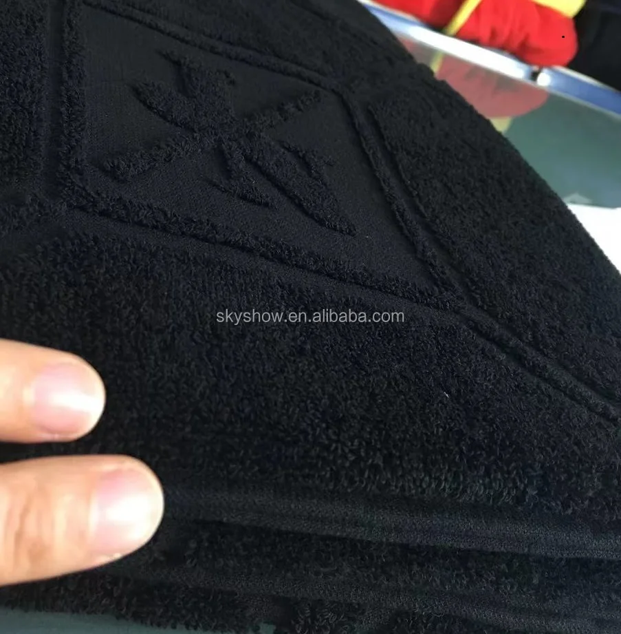 Customized Embossed Logo 100% cotton Bath Towel good thickness black cotton bath towel
