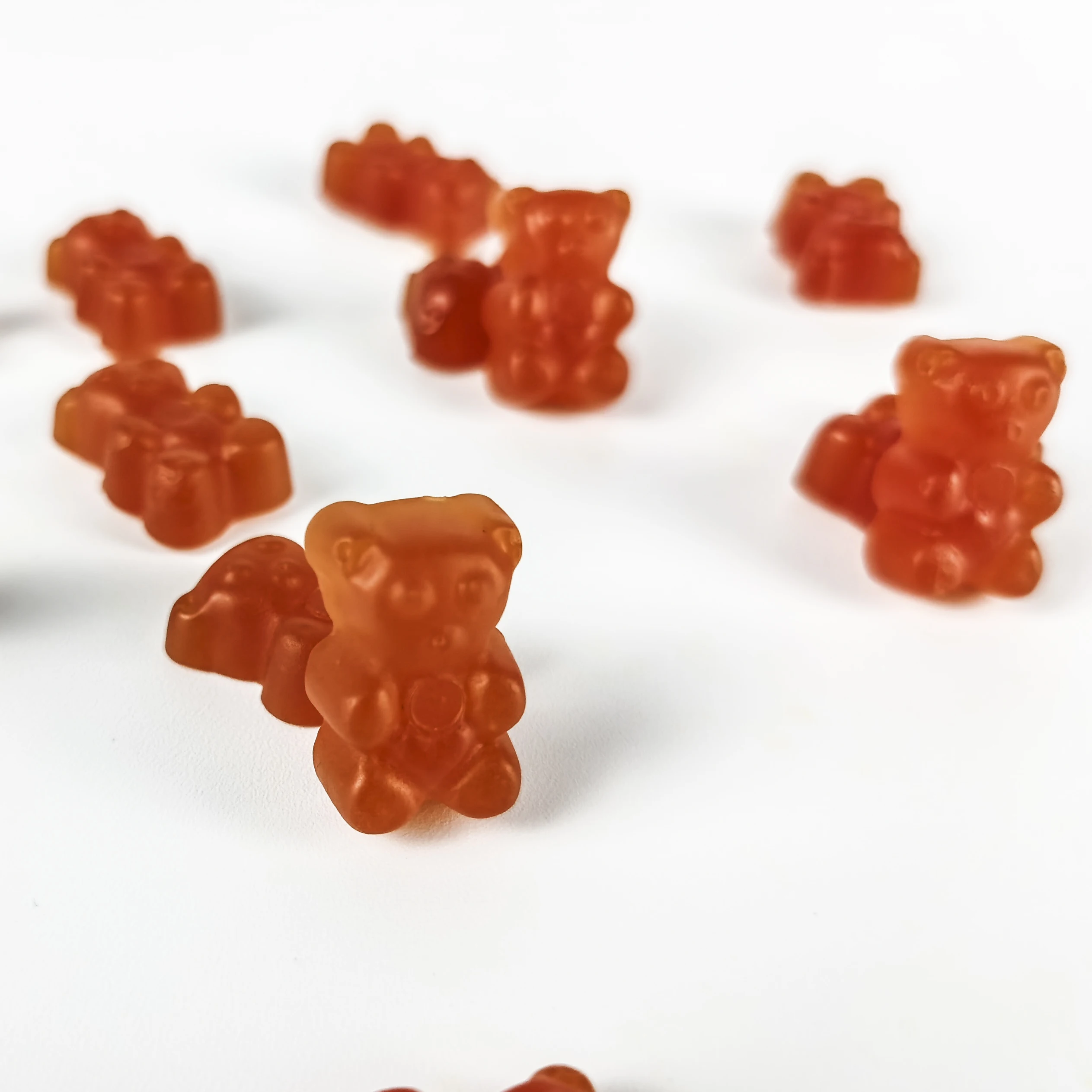 Wholesale Confectionary Ball eyeball candy jelly eye ball Halal gummy for kids