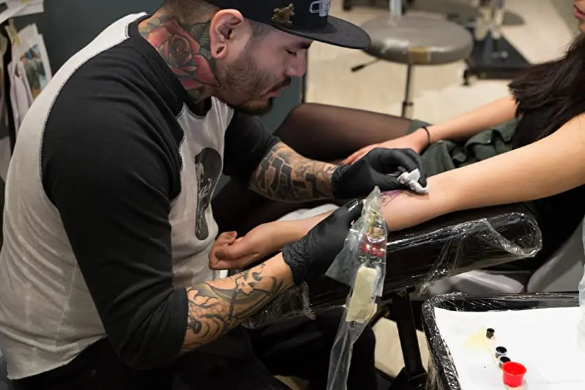 G2 Amazon black nitrile gloves factory wholesale latex powder free food gloves 4.5 5.0g 7.0g Tattoo disposal nitrile exam gloves