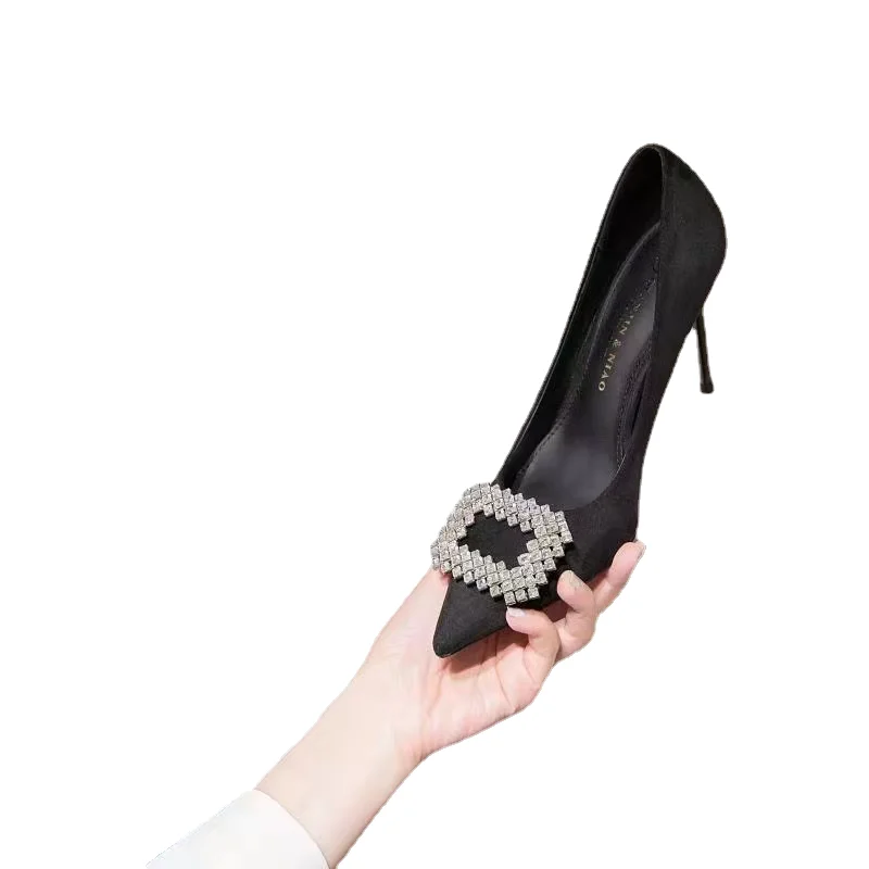 Xiangchen French Pointed Rhinestone Elegant High Heels for Women Autumn 2023 New Stiletto Heel Black Professional Single Shoes
