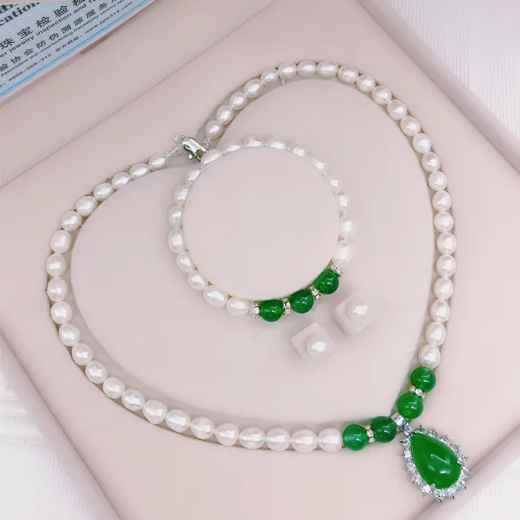 
Горячая Распродажа ожерелье из натурального Пресноводного Жемчуга Комплект из трех предметов жемчужное Нефритовое ожерелье с подвеской на День Матери оптовая продажа 