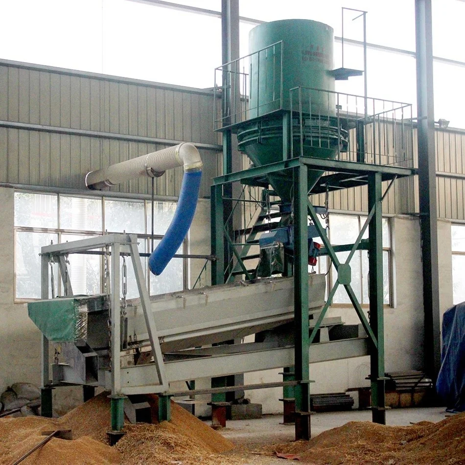 Large capacity fertilizer sieving gyratory screen