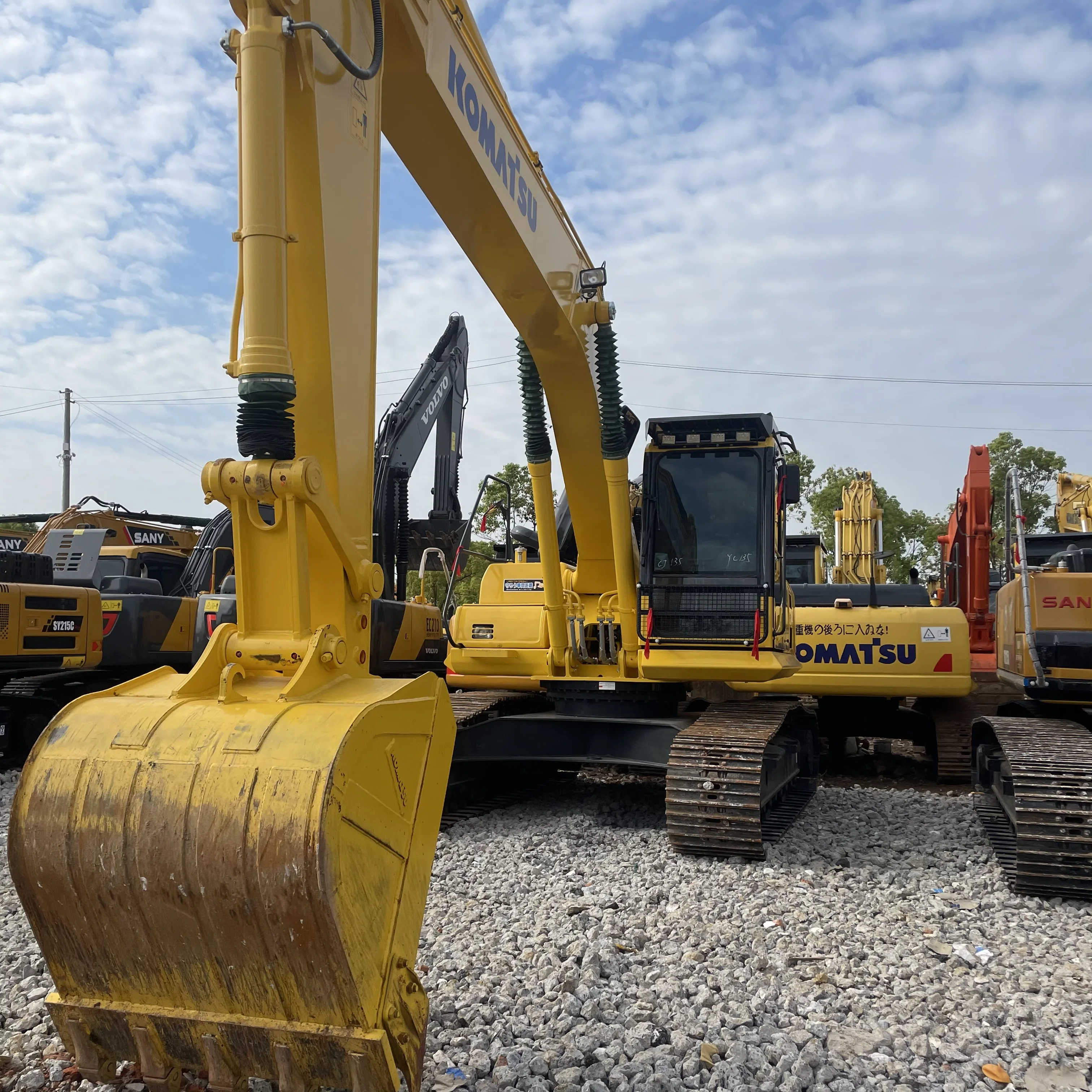 Used Komatsu Pc200-8 Pc220-8 Excavator Used Japanese Komatsu Pc200 Pc210 Pc300-7 Pc400-7 Hydraulic Excavator for Sale Provided